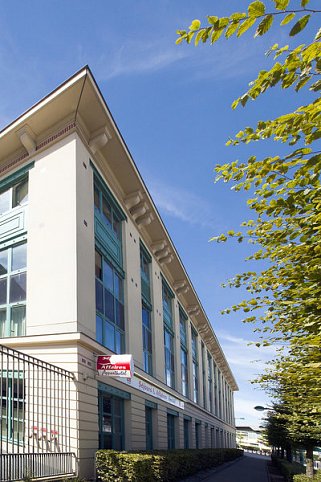 Séjours & Affaires Rive Gauche Serris