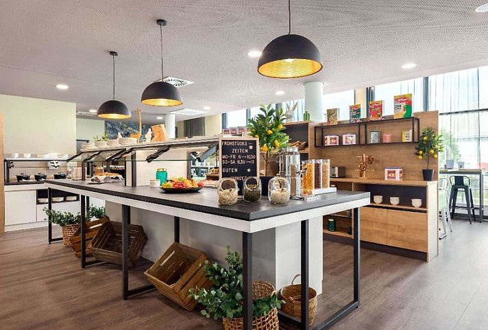 Super 8 by Wyndham Oberhausen