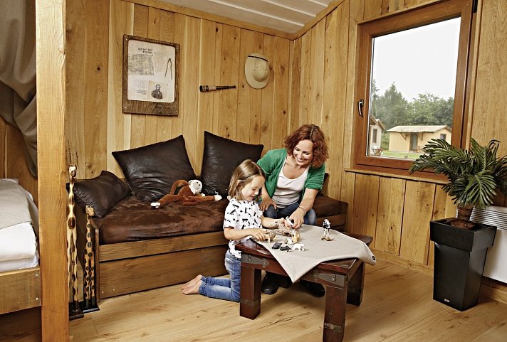 Serengeti Park Lodge - Wohnbeispiel Abenteuer Lodge (Zimmercodierungen UX5 & XB5)