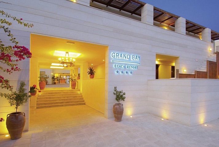 Giannoulis Grand Bay Beach Resort