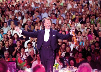 André Rieu & M Hotel - Different Hotels