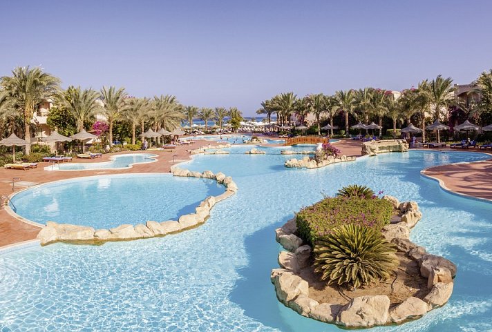 Dream Lagoon Resort