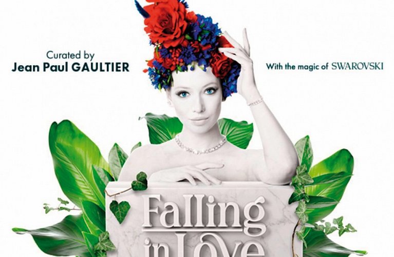 Friedrichstadt-Palast FALLING | IN LOVE & Vienna House Easy by Wyndham Berlin Potsdamer Platz