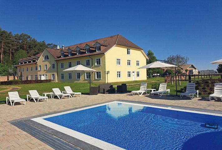 Ferien Hotel Fläming - Außenansicht