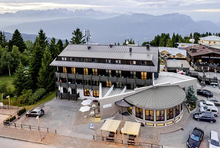 Dolomiti Chalet Family Hotel - Außenansicht