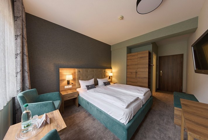 Hotel Brauhaus zum Löwen - Wohnbeispiel Doppelzimmer Junior (Zimmercodierung DB9)