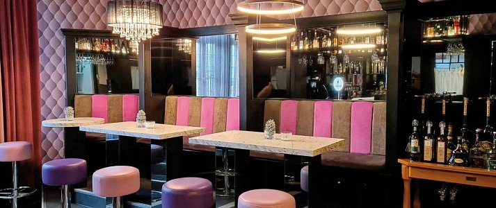 Hotel Schieferhof-GlasLUST - Bar