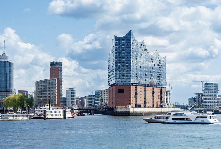 Elbphilharmonie-Konzert „Symphoniker Hamburg“ & Barceló Hamburg - Elbphilharmonie