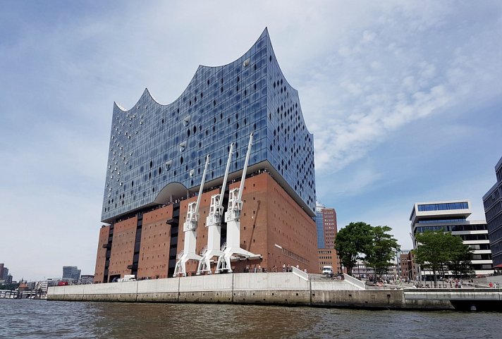 Kreuzfahrt Grossbritannien inkl. Bahn - Elbphilharmonie