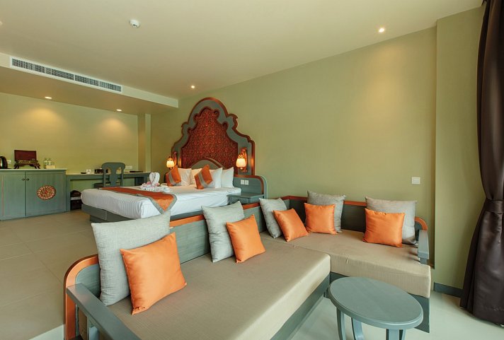 Maikhao Palm Beach Resort