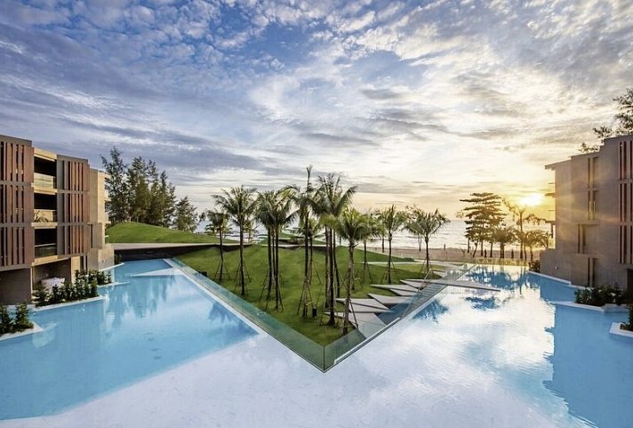 La Vela Khao Lak