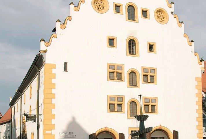 elaya Hotel Klösterle Nördlingen
