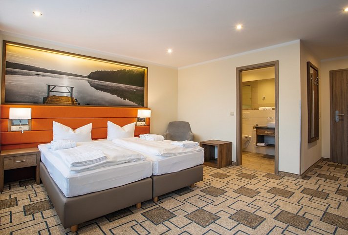 Ostseehotel Villen im Park - ein Rovell Hotel - Wohnbeispiel Doppelzimmer Komfort Villa (Zimmercodierungen DF3 & D2V)