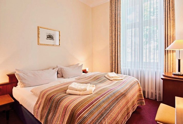 Hotel Asgard & Hotel Seeschlösschen - Wohnbeispiel Appartement Landseite/Seeseite (Zimmercodierungen ABC & AB8)