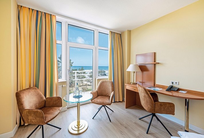 Arkona Strandhotel - Wohnbeispiel Doppelzimmer Meerseite (Zimmercodierungen DBC & DB8)