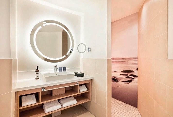 Hotel MAREBALTIC - Beispiel Bad Doppelzimmer (Zimmercodierungen DF1, DSM, DMM & DC2)