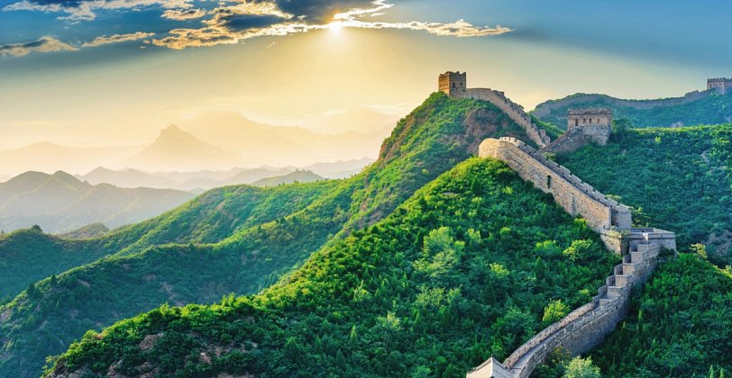 China Rundreise - China / Shanghai – Yichang – Yangtze-Flusskreuzfahrt - Chengdu - Xian - Peking