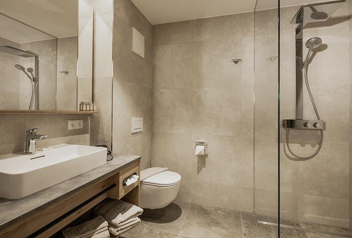 FIRSTpeak Zauchensee - Wohnbeispiel Badezimmer (Zimmercodierungen DS9 & DD9)