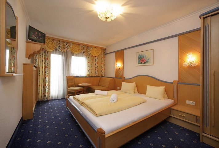 Ferienanlage Hotel Altachhof und Hotel Annemarie - Beispiel Doppelzimmer (Zimmercodierung DB1)