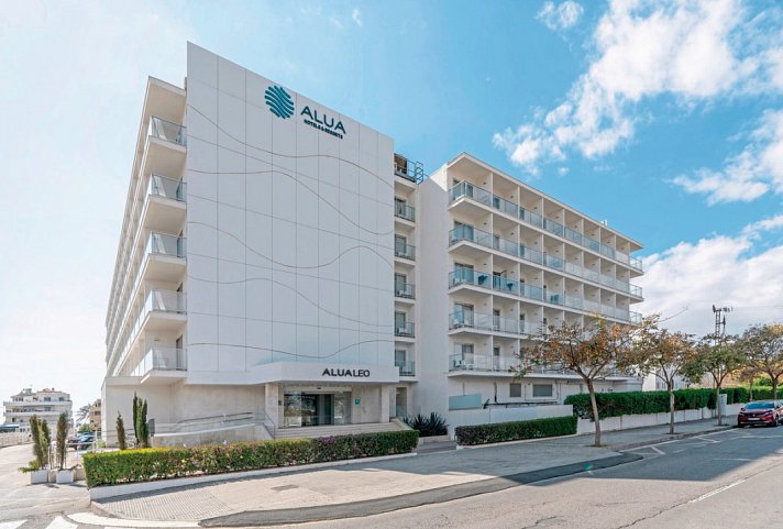 Mallorca Frühlingserwachen Hotel Alua Leo - Blick auf das Hotel Alua Leo
