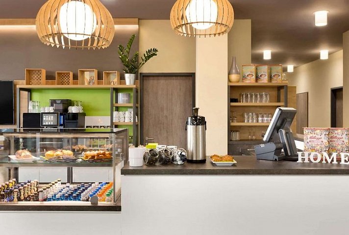 Super 8 by Wyndham Freiburg