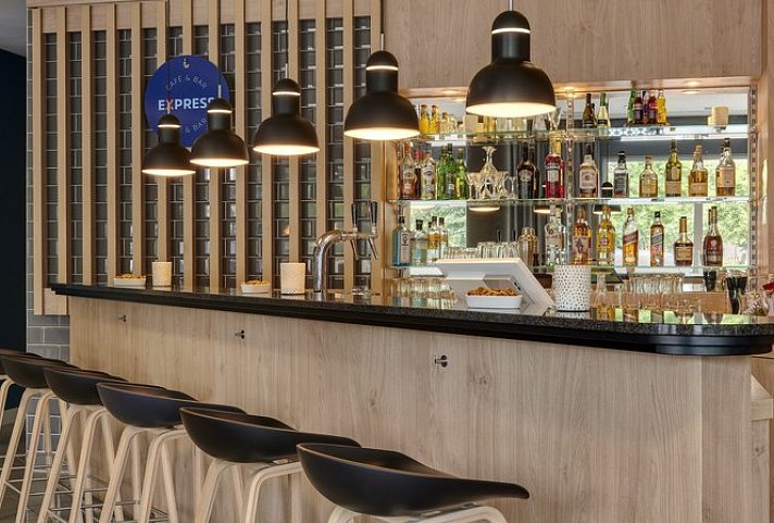 Holiday Inn Express Köln-Mülheim