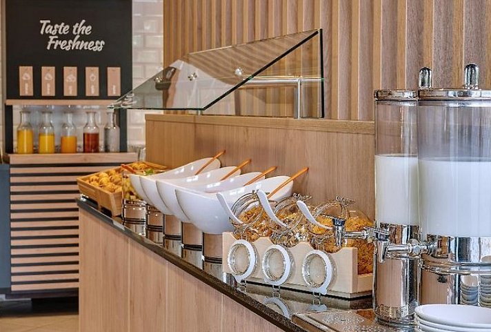 Holiday Inn Express Köln-Mülheim