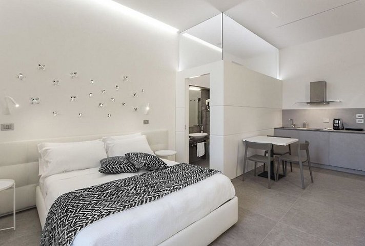 B&B Nostos