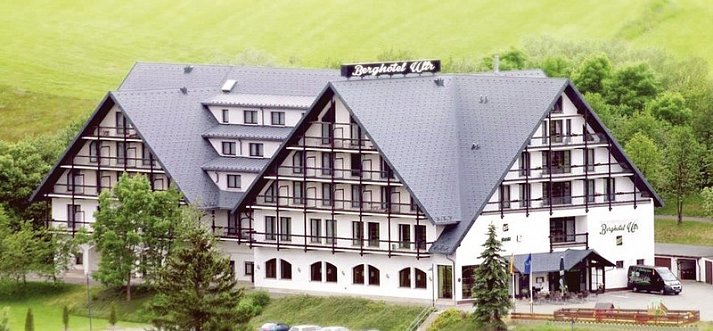 Alpina Lodge Hotel