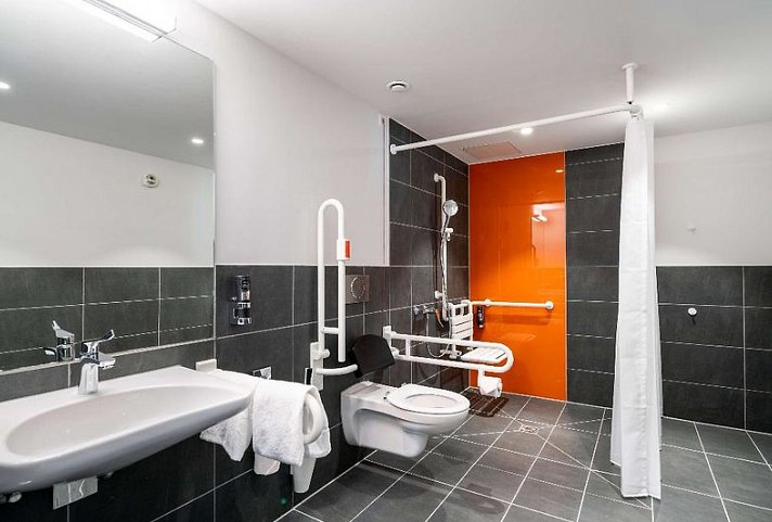 CAMPANILE DUISBURG CITY