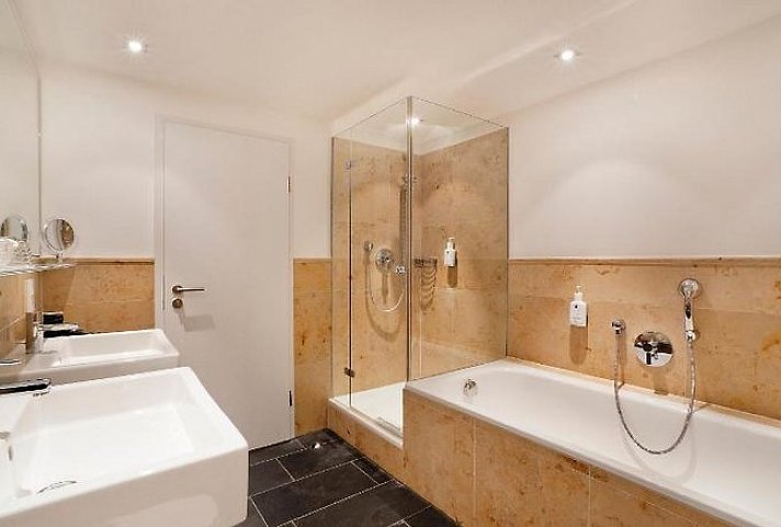 AKZENT Brauerei Hotel Hirsch