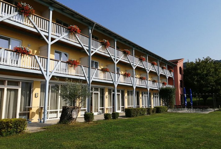 JUFA Hotel Vulkanland