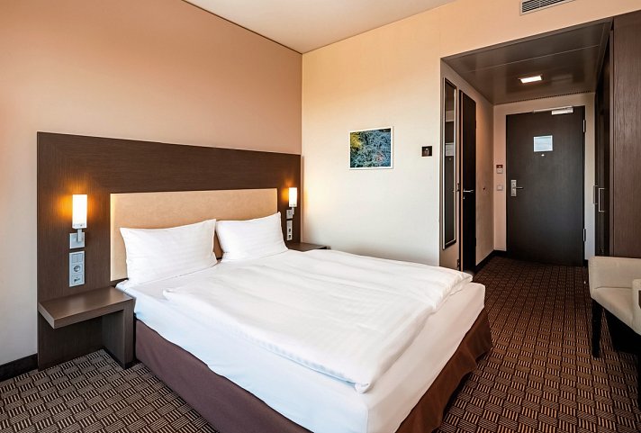 IntercityHotel Hamburg Dammtor-Messe - Wohnbeispiel Doppelzimmer Standard (Zimmercodierungen DG1 & DC1)