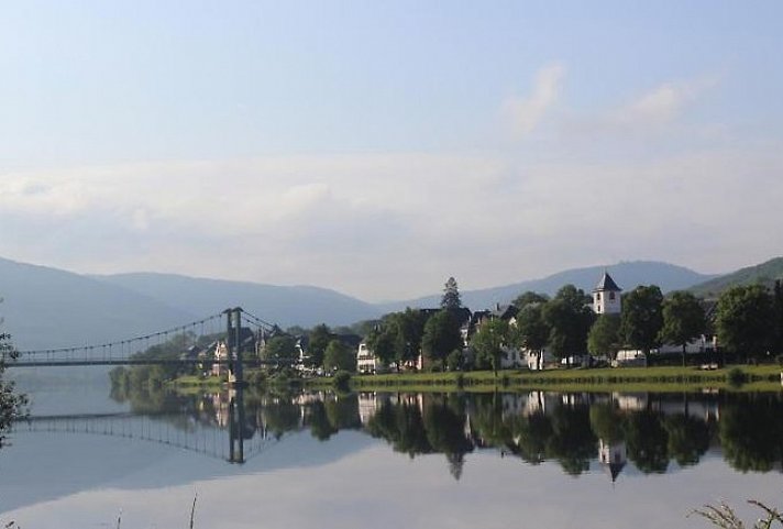 Moselhotel Sonnenuhr