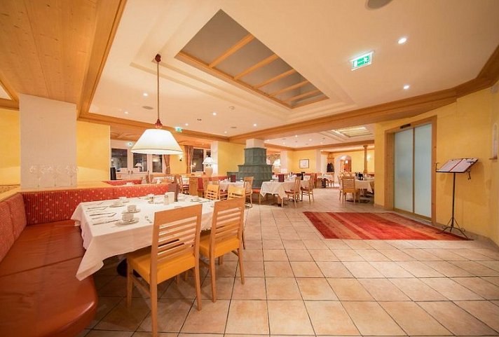 Riders In Hotel Sölden