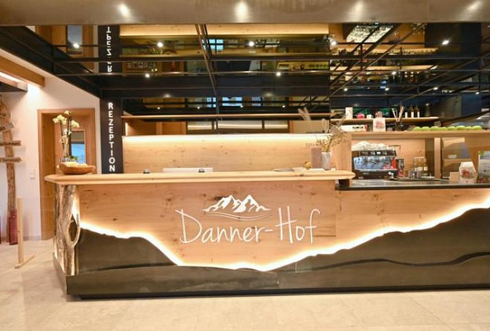Danner-Hof