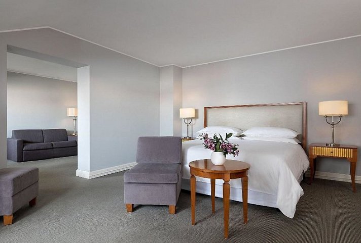 Sheraton Diana Majestic