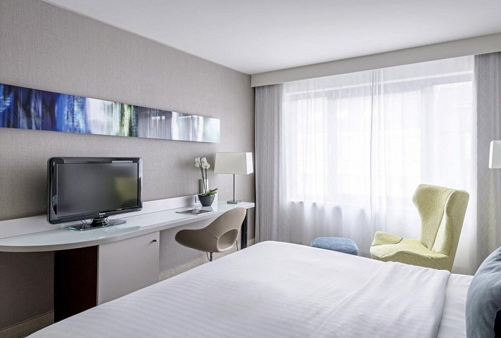 Courtyard by Marriott Munich City Center - Wohnbeispiel Deluxe Zimmer mit 1 Kingsize-Bett