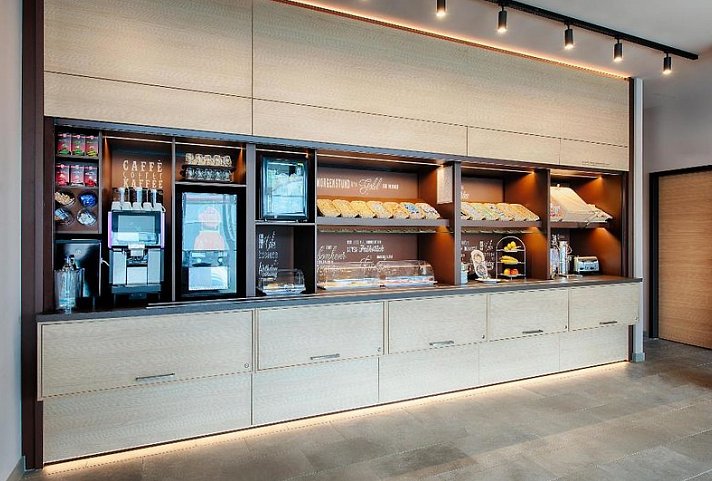 B&B Hotel Stuttgart-Neckarhafen