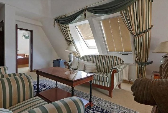 Astoria am Urachplatz