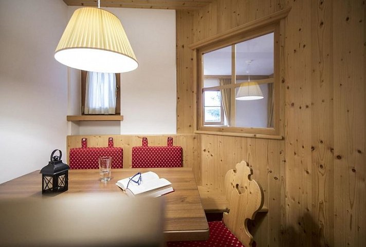 Post Alpina - Family Mountain Chalets