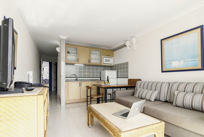 Plus Fariones Apartamentos