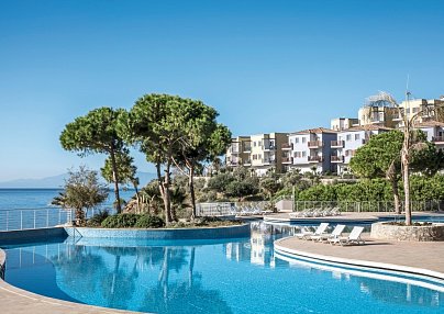 Aria Claros Beach & Spa Resort Özdere