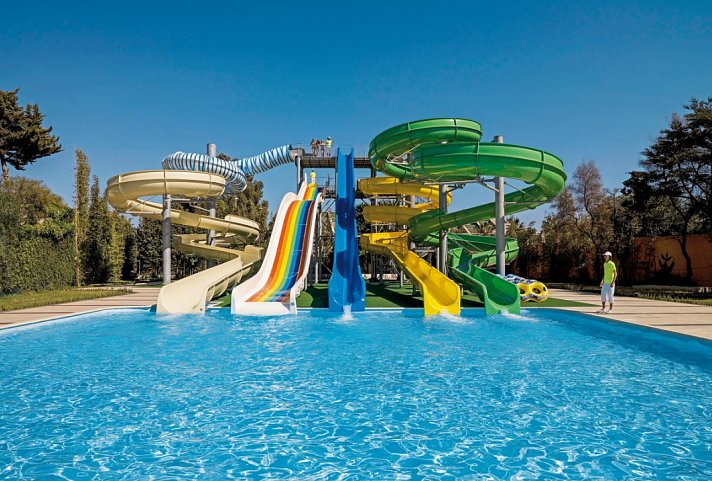 Atlas Amadil Beach