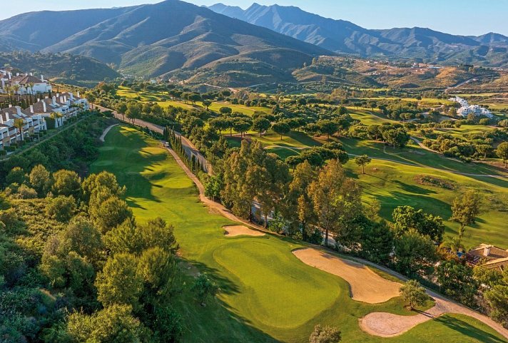La Cala Resort