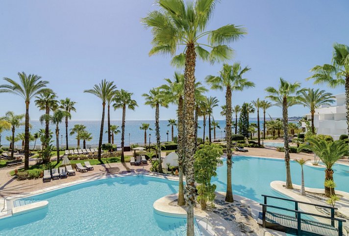 H10 Estepona Palace