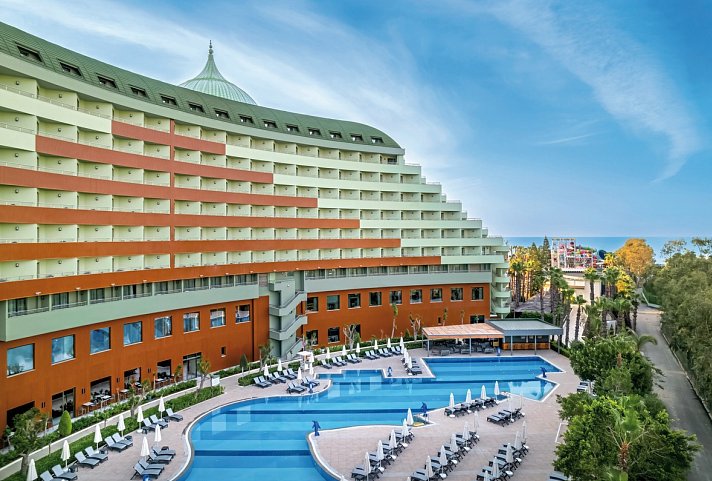 Delphin Palace - Modellbild