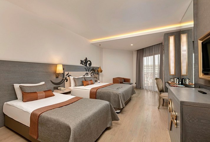 Kirman Belazur Resort & Spa