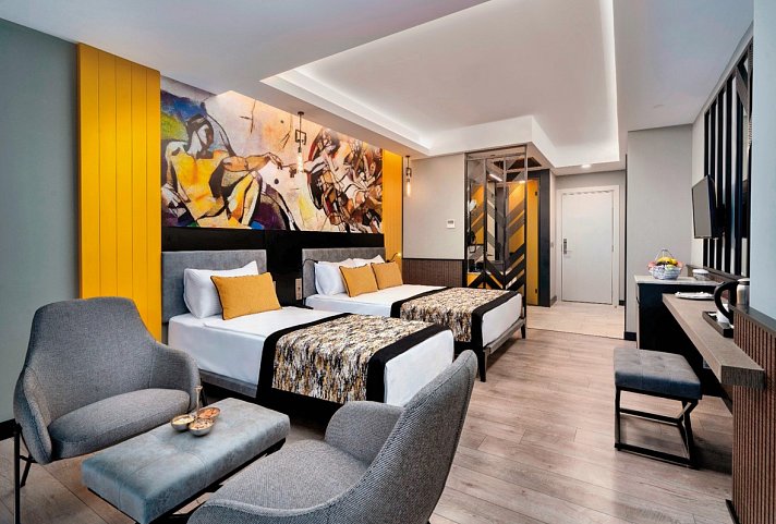 Arnor De Luxe Hotel & Spa