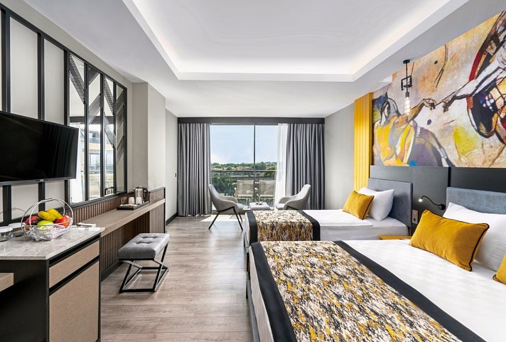 Arnor De Luxe Hotel & Spa
